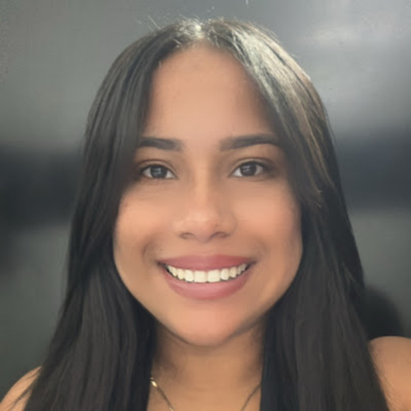 Meet your Posher, Karen - Picture 1 of 1